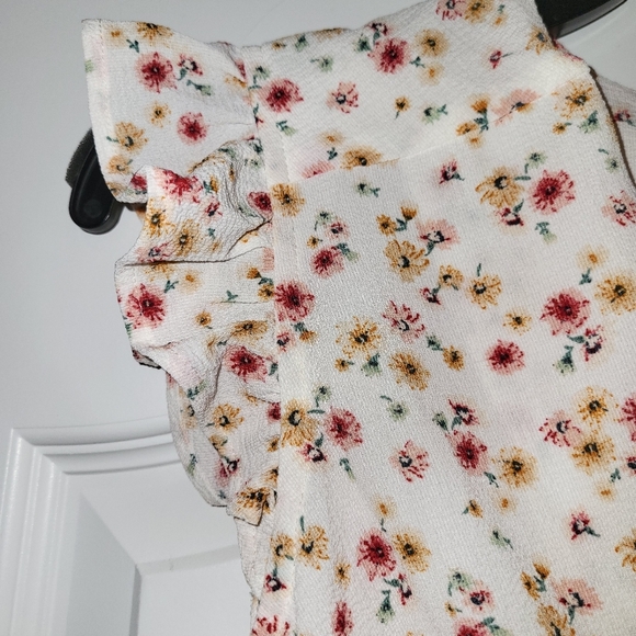 NWT Faux wrap blouse - Picture 3 of 7